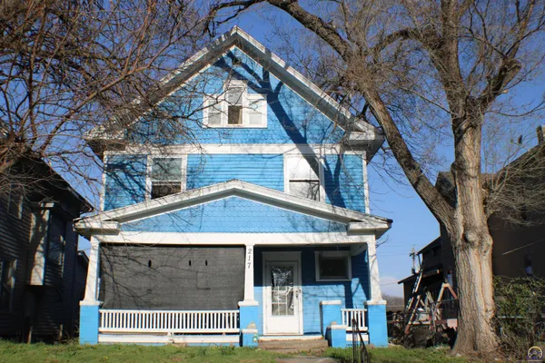 $39,900 | 217 Southwest Tyler Street, Topeka, KS 66603