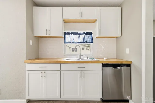 $190,000 | 206 South 2nd Street, Pensacola, FL 32507