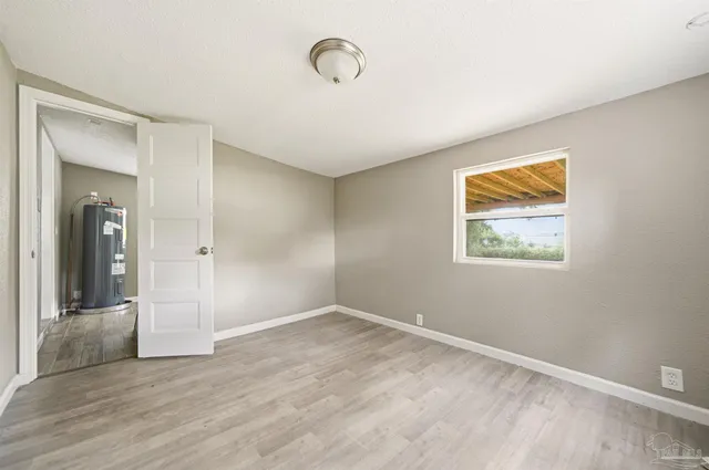 $190,000 | 206 South 2nd Street, Pensacola, FL 32507