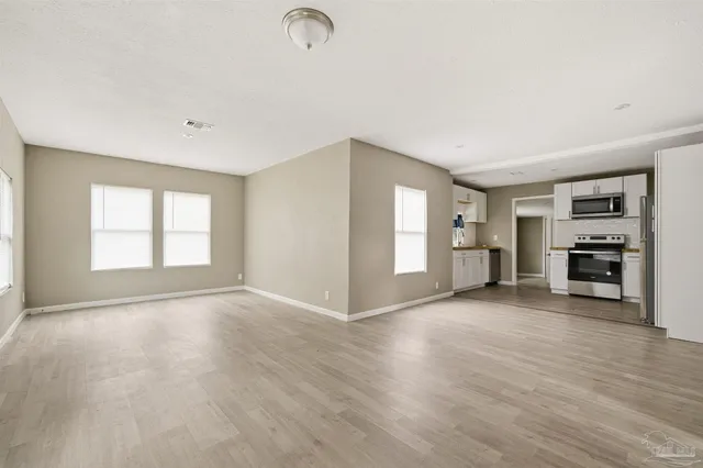 $190,000 | 206 South 2nd Street, Pensacola, FL 32507