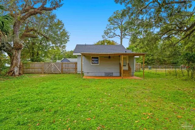 $190,000 | 206 South 2nd Street, Pensacola, FL 32507
