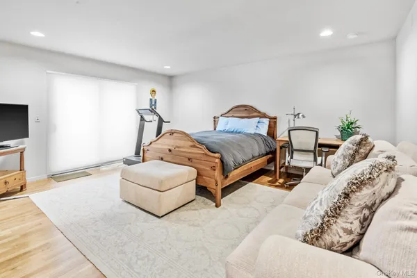 $45,000 | 34 Park Circle, Quogue, NY 11959