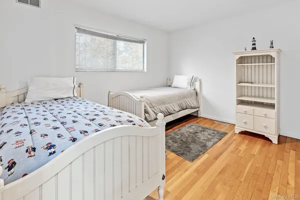 $45,000 | 34 Park Circle, Quogue, NY 11959