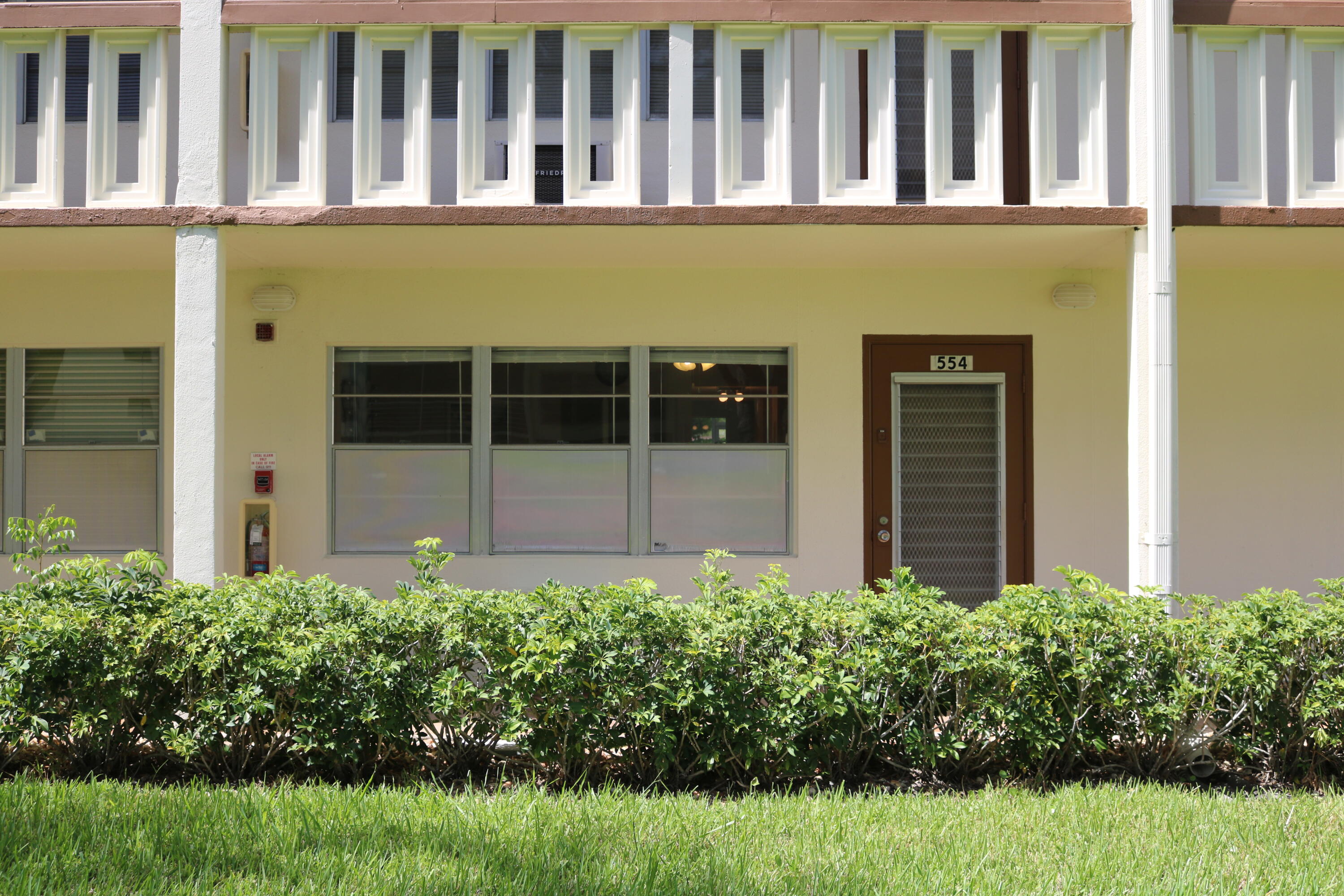 554 Mansfield M Boca Raton, FL 33434 - Photo 1 of 15 Exterior Front View