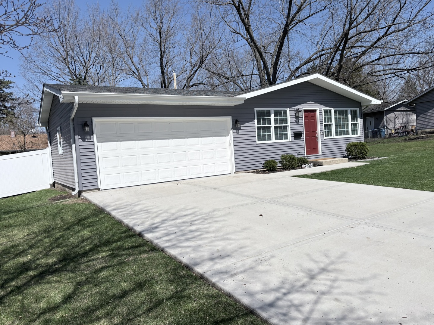 924 Spring Avenue St. Charles, IL 60174 - Photo 2 of 30