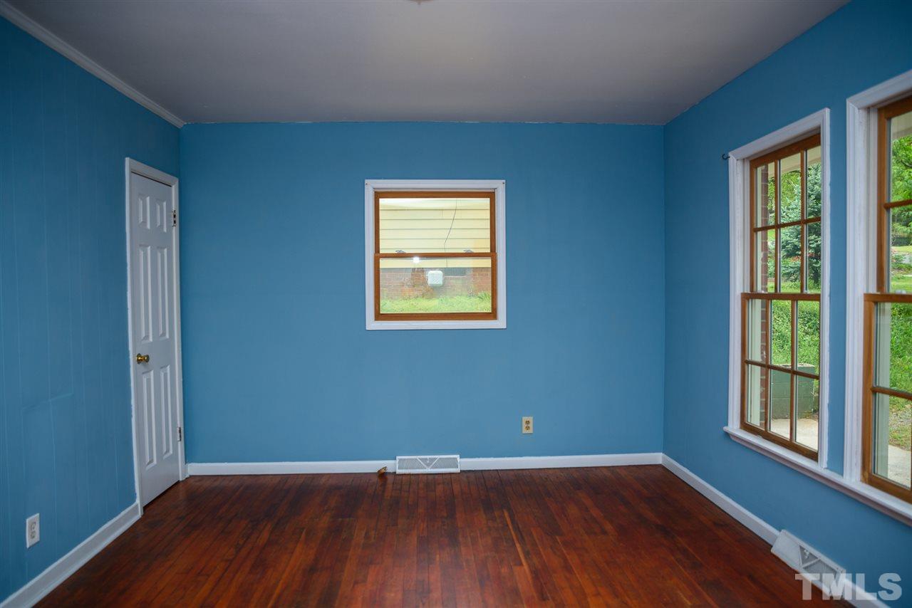 1806 Robinhood Road Durham, NC 27701 - Photo 4 of 11