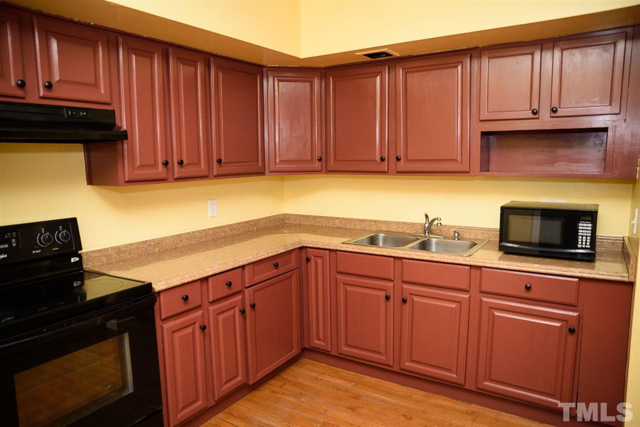 1806 Robinhood Road Durham, NC 27701 - Photo 5 of 11
