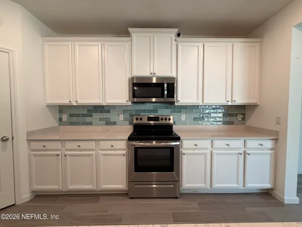 $2,400 | 7212 Calamint Avenue, Jacksonville, FL 32219