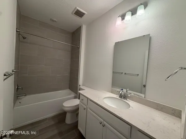 $2,400 | 7212 Calamint Avenue, Jacksonville, FL 32219