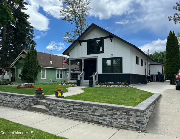 $1,390,000 | 715 North Government Way, Coeur D'Alene, ID 83814