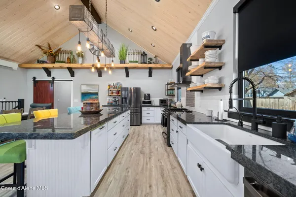 $1,390,000 | 715 North Government Way, Coeur D'Alene, ID 83814