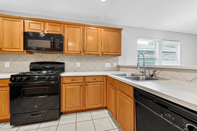 $1,800 | 11739 Edenstone Drive, Cypress, TX 77429