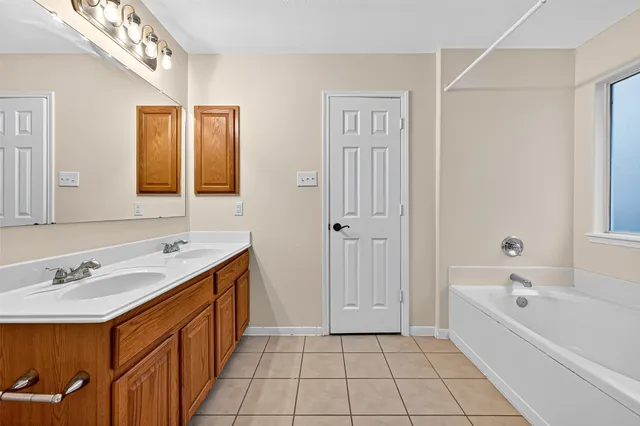 $1,800 | 11739 Edenstone Drive, Cypress, TX 77429