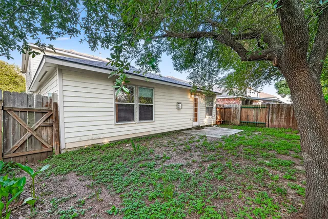 $1,800 | 11739 Edenstone Drive, Cypress, TX 77429