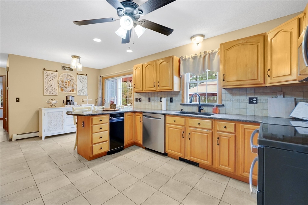 165 Peterson Road Palmer, MA 01069 - Photo 8 of 40 Gallery Image 8