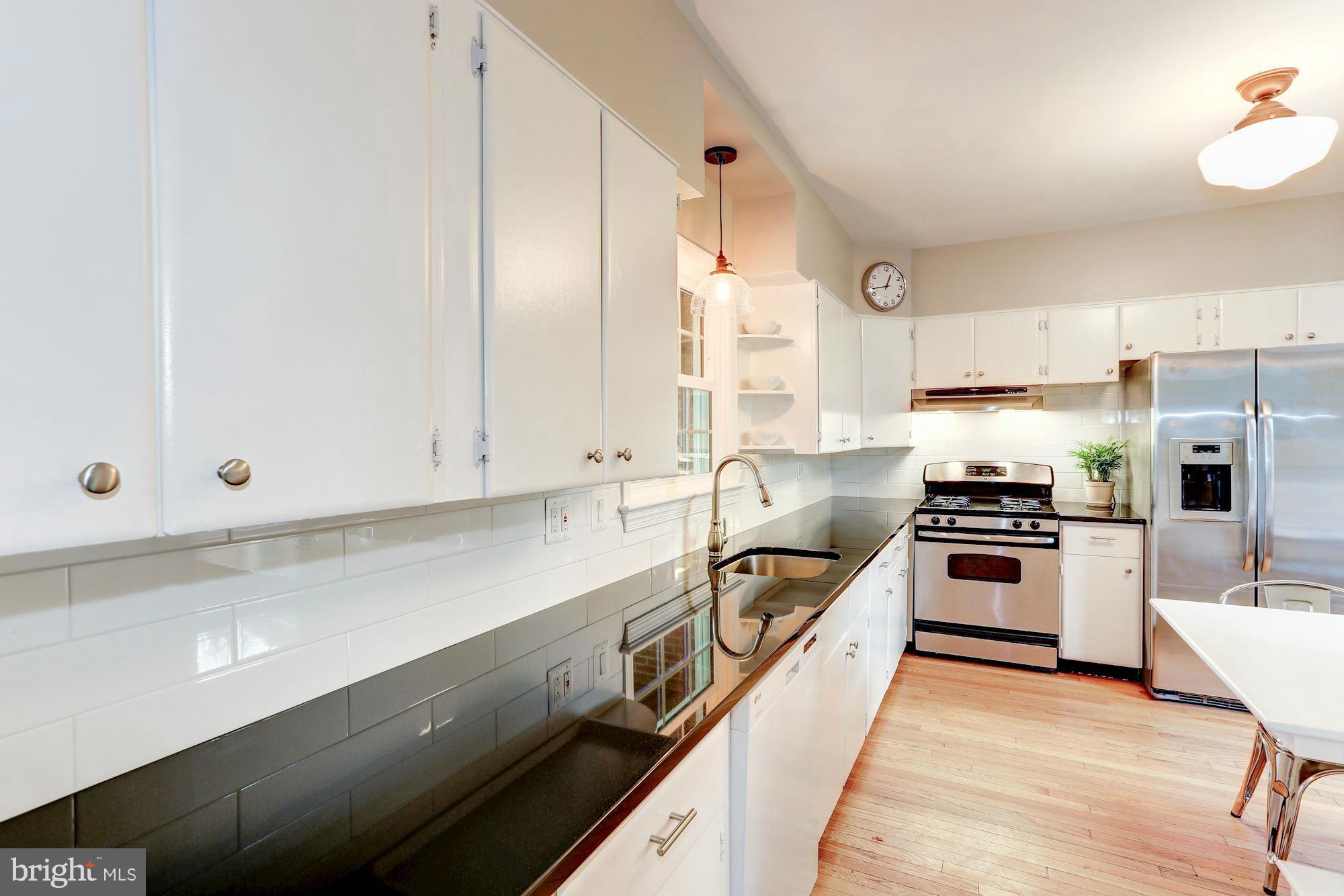 206 Whitestone Road Silver Spring, MD 20901 - Photo 11 of 30 Kitchen