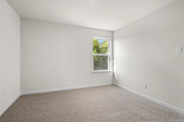 $2,275 | 13641 Turtle Mountain Road, Ponder, TX 76259