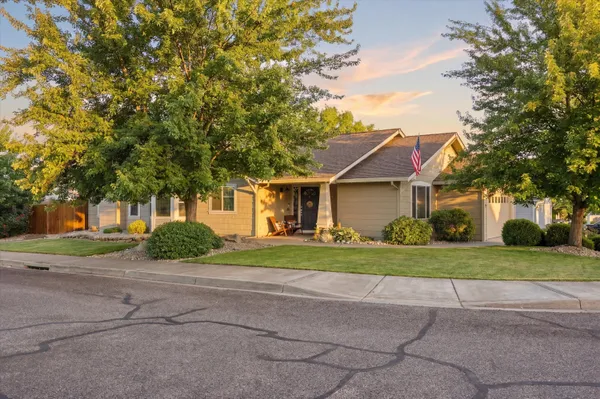 $485,000 | 96 Mountain View Drive, Phoenix, OR 97535