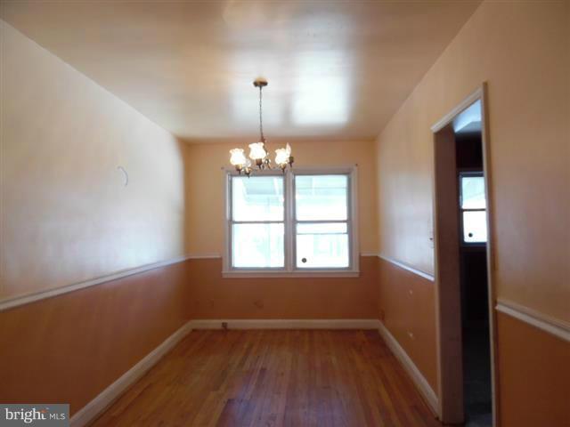 230 Kingston Road Baltimore, MD 21220 - Photo 4 of 18 Dining Room