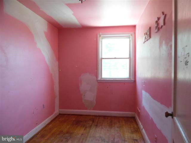 230 Kingston Road Baltimore, MD 21220 - Photo 10 of 18 Bedroom