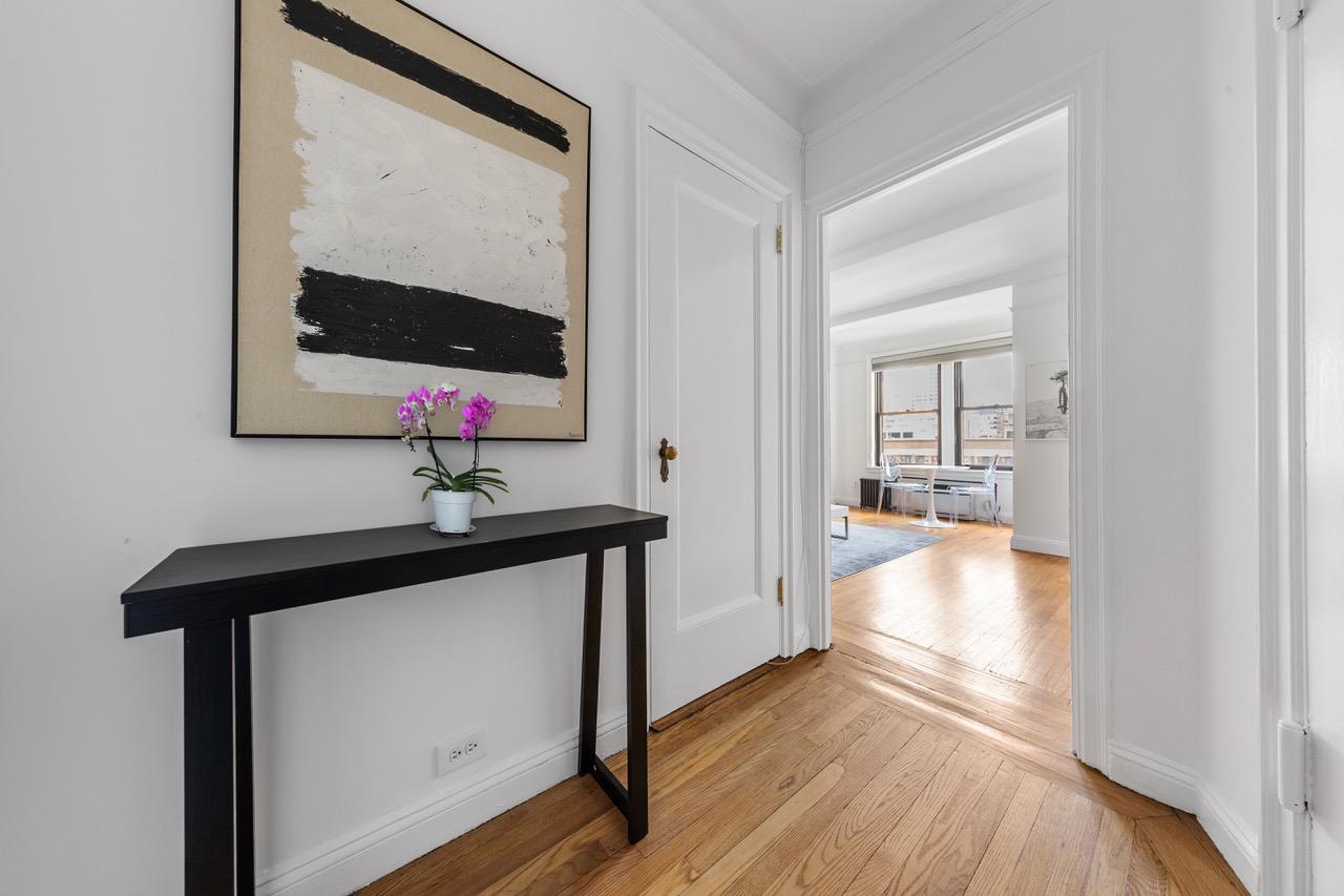 308 East 79th Street, Unit 7L Manhattan, NY 10075 - Photo 4 of 8