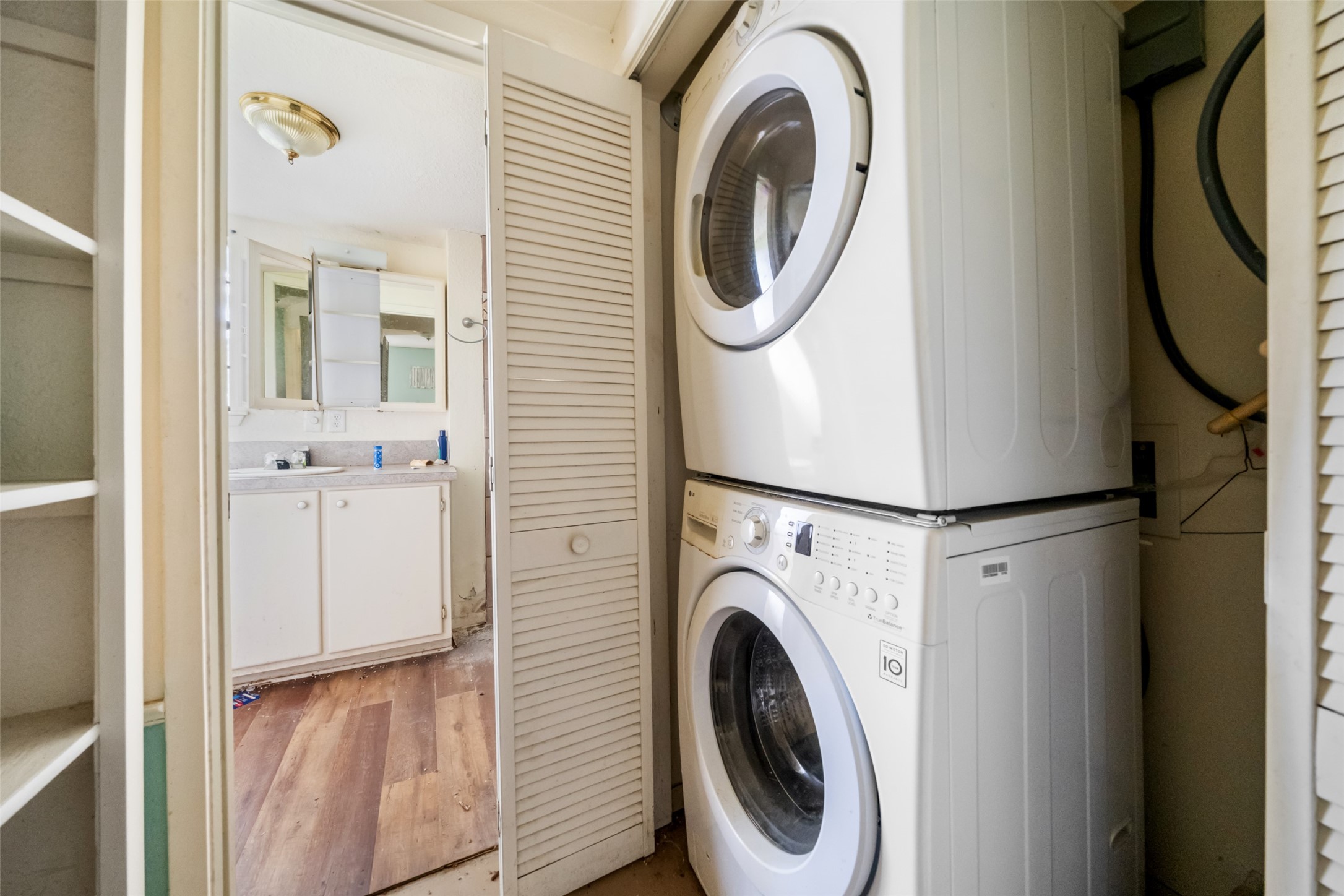 691 Cedar Street South Matagorda, TX 77457 - Photo 8 of 14