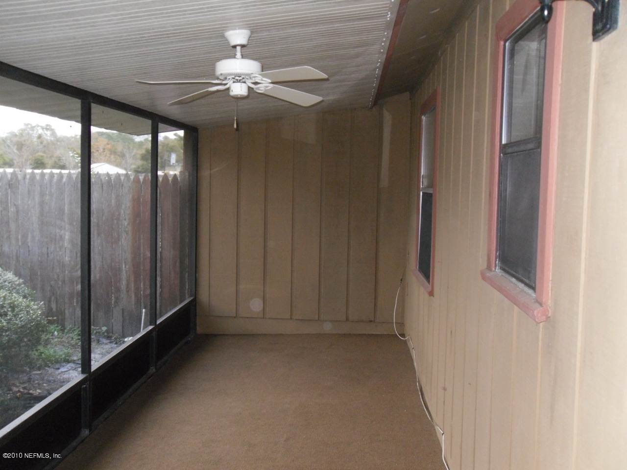 8921 Ivey Road Jacksonville, FL 32216 - Photo 4 of 20 Screened Room