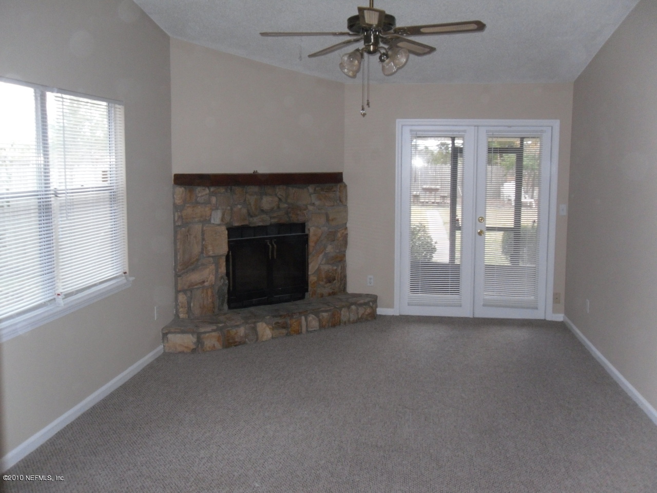8921 Ivey Road Jacksonville, FL 32216 - Photo 7 of 20 Great Room