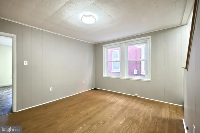 $154,900 | 1437 West King Street, York, PA 17404