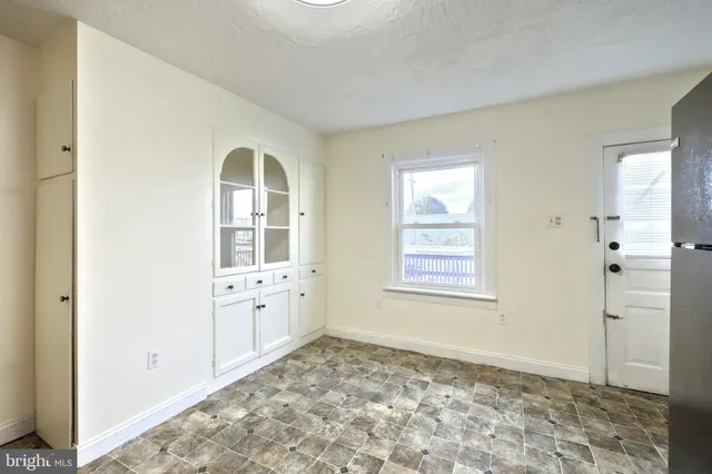 $154,900 | 1437 West King Street, York, PA 17404