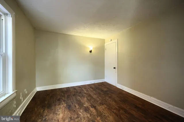 $154,900 | 1437 West King Street, York, PA 17404