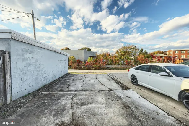 $154,900 | 1437 West King Street, York, PA 17404