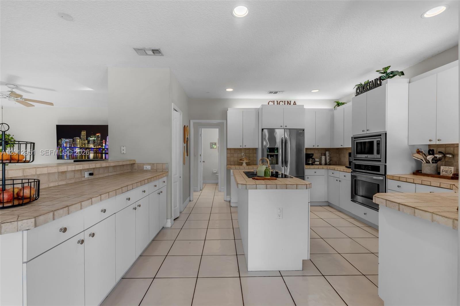 12019 Southwest 77th Terrace Miami, FL 33183 - Photo 12 of 42