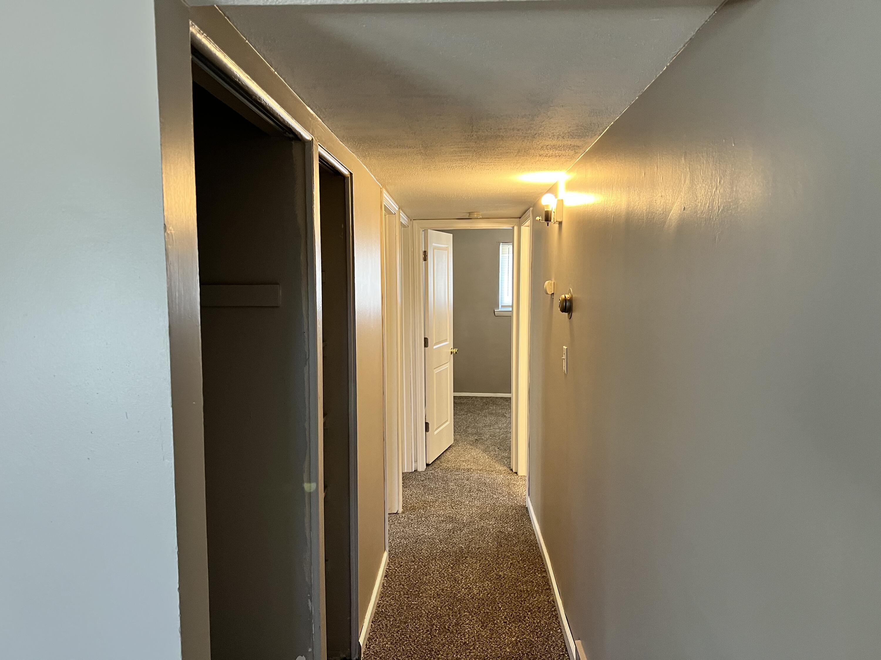 27006 Beverly Road Taylor, MI 48180 - Photo 11 of 22 9831A74F-FAB9-4291-B07F-93C56F83BC6A