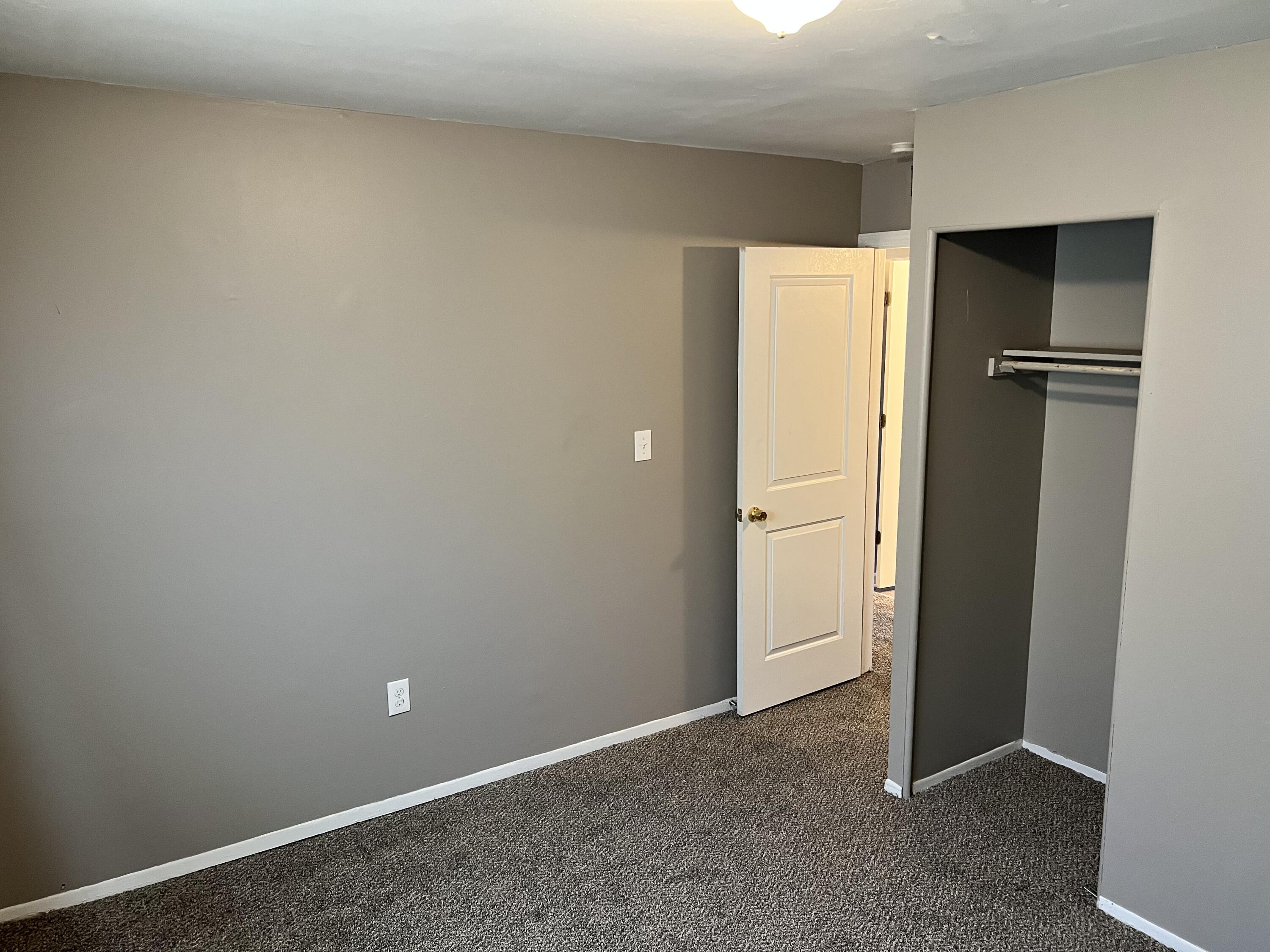 27006 Beverly Road Taylor, MI 48180 - Photo 13 of 22 B55A7361-FF10-4DF4-9E58-9658086D9A06