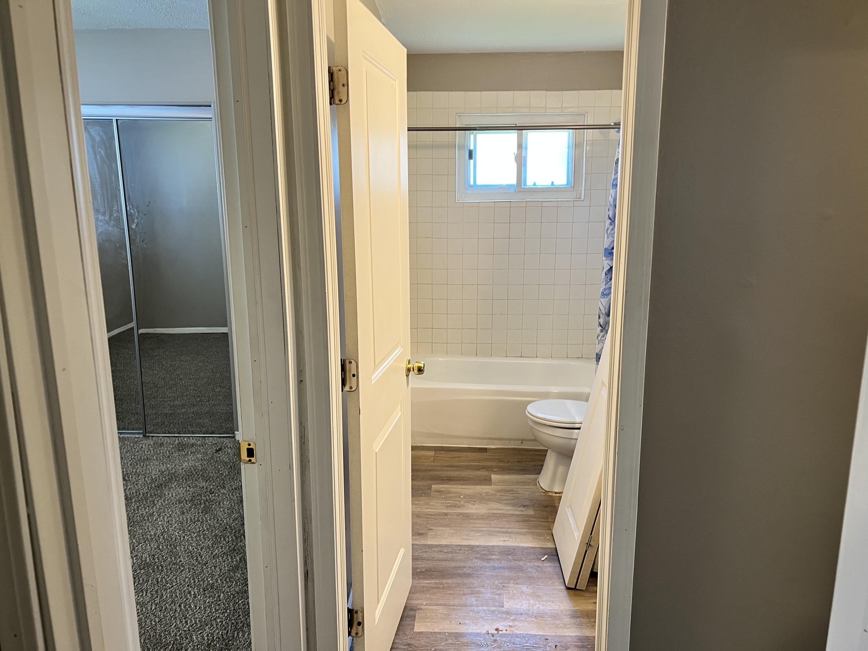 27006 Beverly Road Taylor, MI 48180 - Photo 15 of 22 1AE5B2E8-C93C-427D-93E9-B3237BEFEFC6