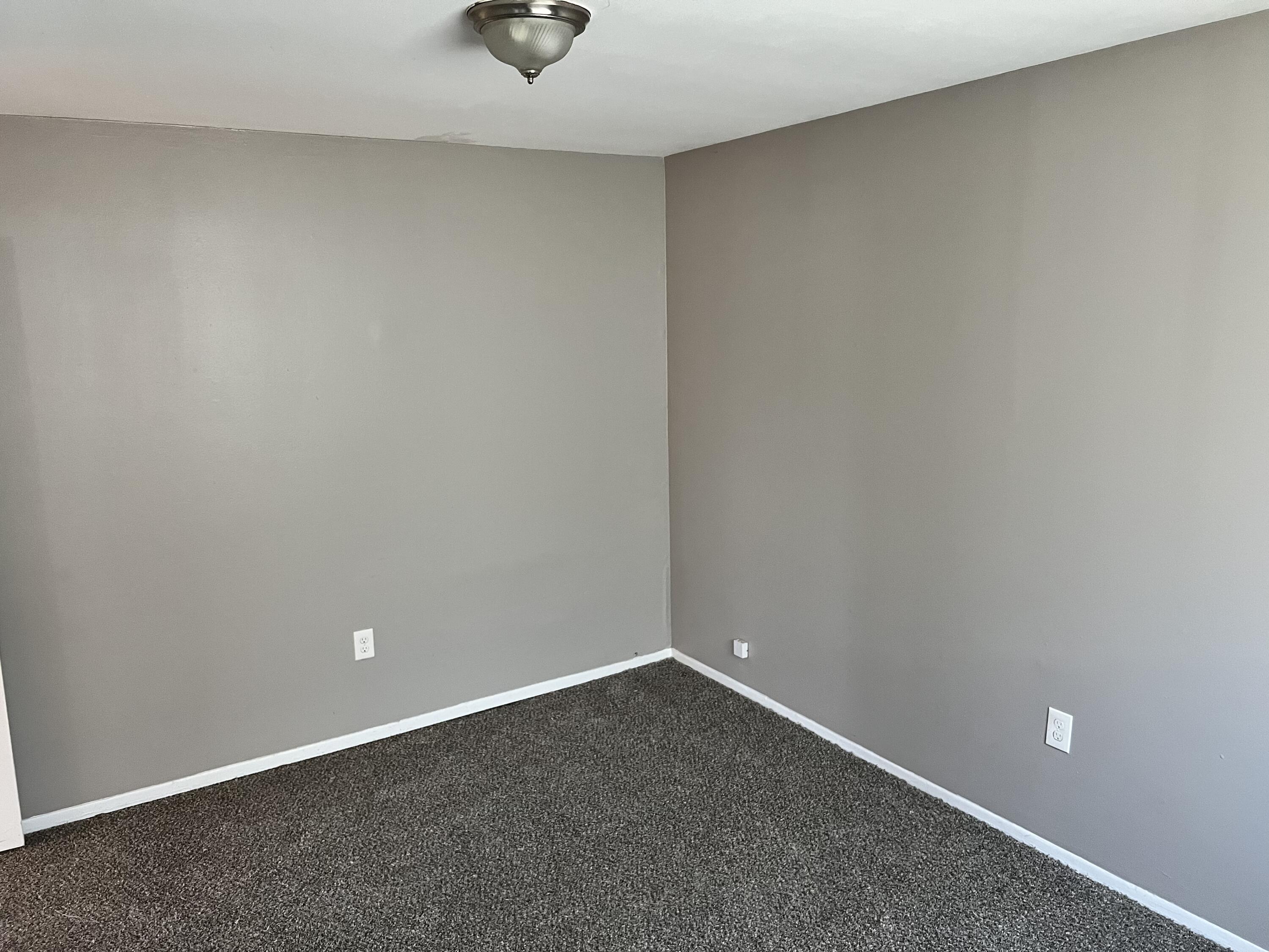 27006 Beverly Road Taylor, MI 48180 - Photo 16 of 22 389800AD-BDCE-40AB-90D8-18F894E5E493