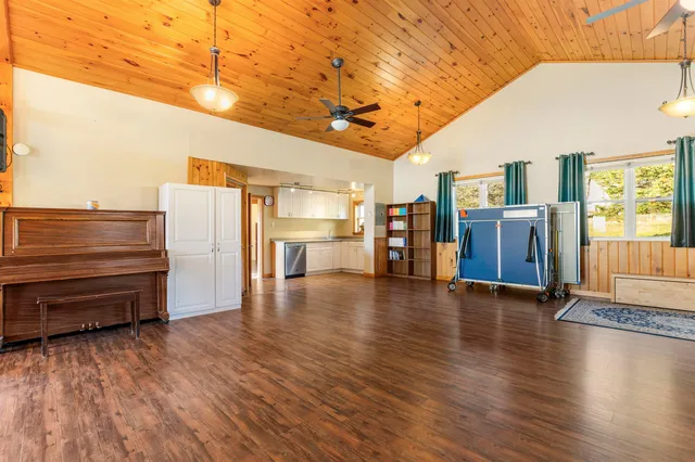 $850,000 | 85 Angels Road, Colebrook, NH 03576