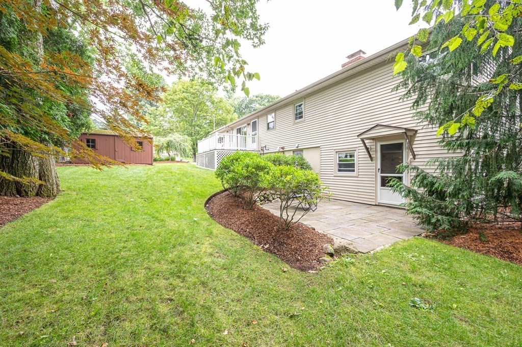 5 Leslie Road Worcester, MA 01605 - Photo 29 of 34 Gallery Image 29