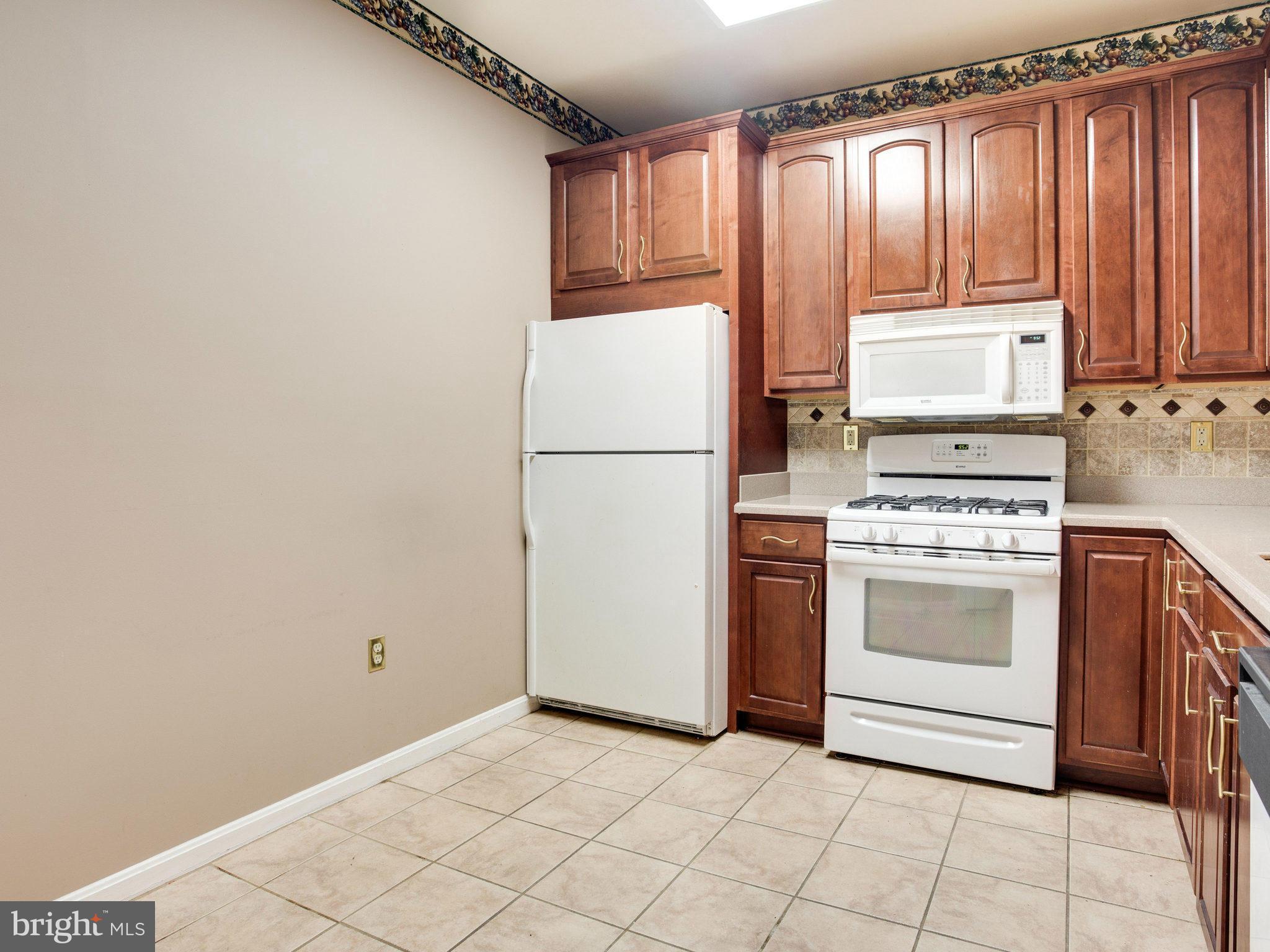 2003 Braley Point Court Odenton, MD 21113 - Photo 8 of 18 Kitchen
