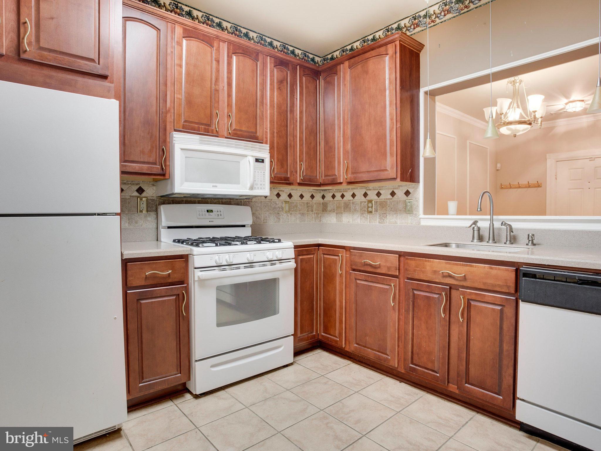 2003 Braley Point Court Odenton, MD 21113 - Photo 9 of 18 Kitchen