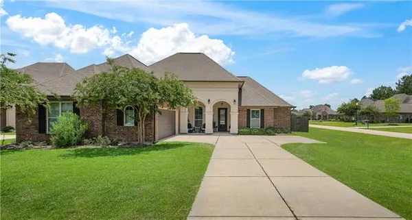$2,400 | 400 Walter Lane, Madisonville, LA 70447