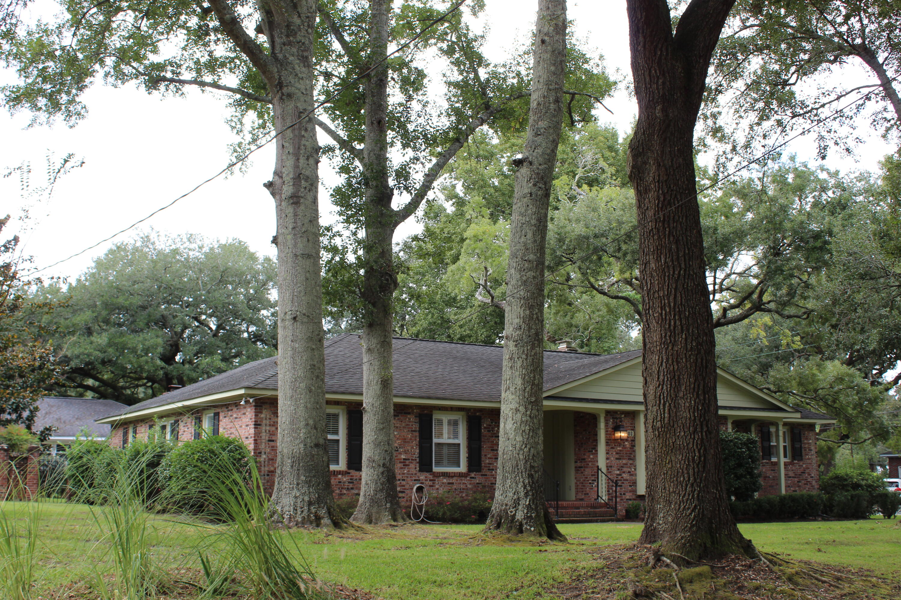 1919 Westminster Road Charleston, SC 29407 - Photo 3 of 100 Photo Oct 10, 2 23 24 PM