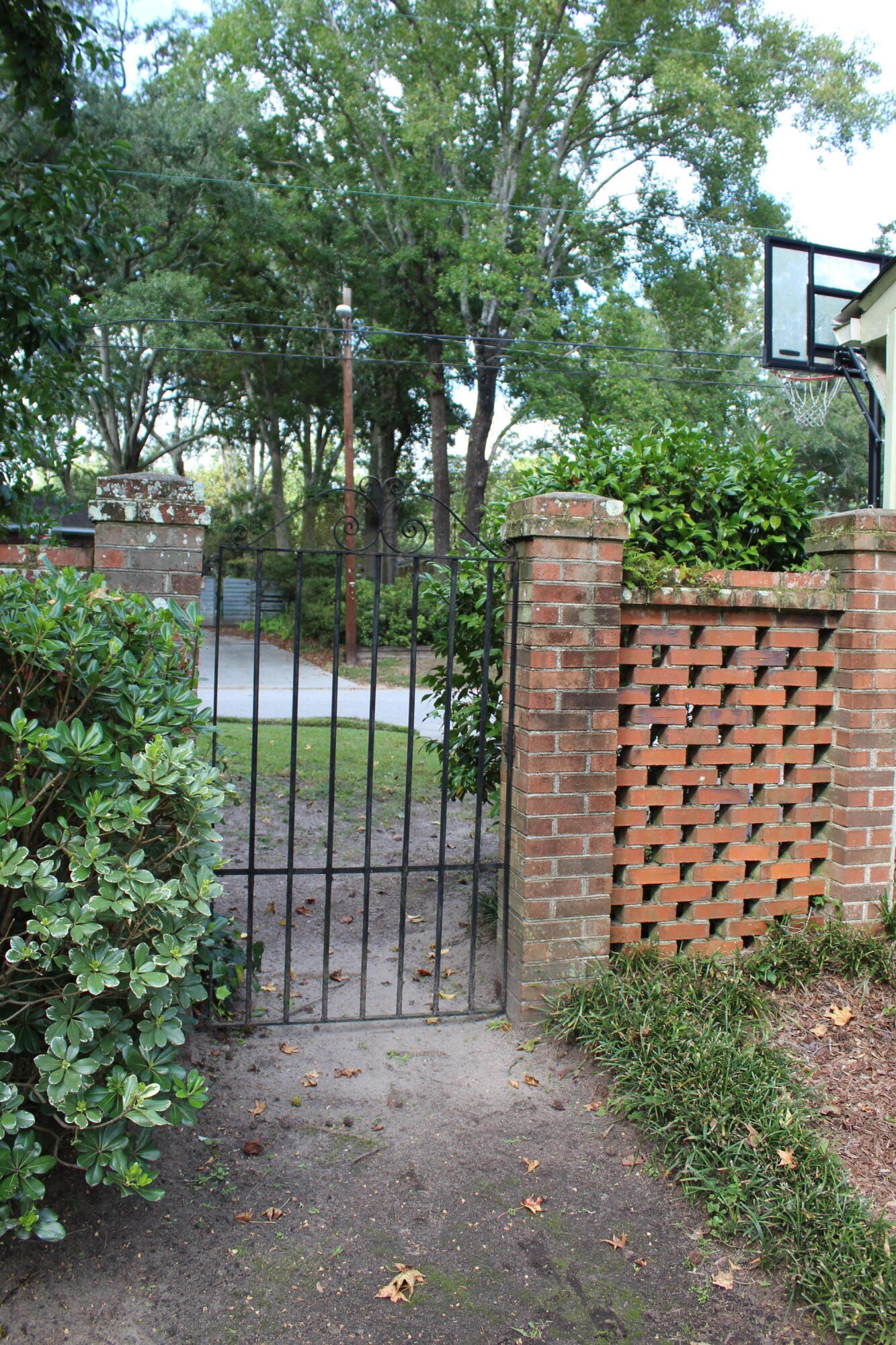 1919 Westminster Road Charleston, SC 29407 - Photo 83 of 100 Photo Oct 10, 2 54 00 PM