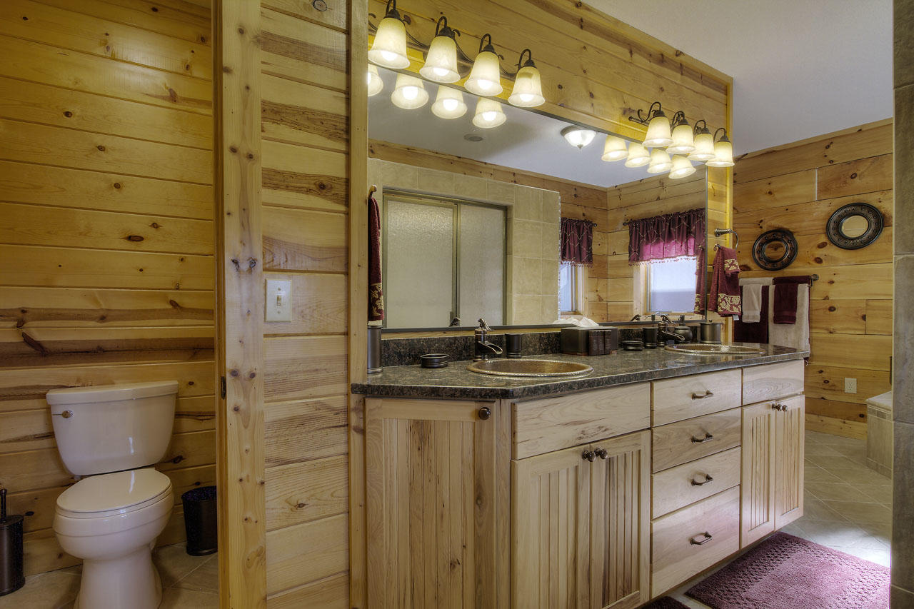 451 Trails End Road, Unit 4 Walland, TN 37886 - Photo 15 of 40 Master Ensuite Bath