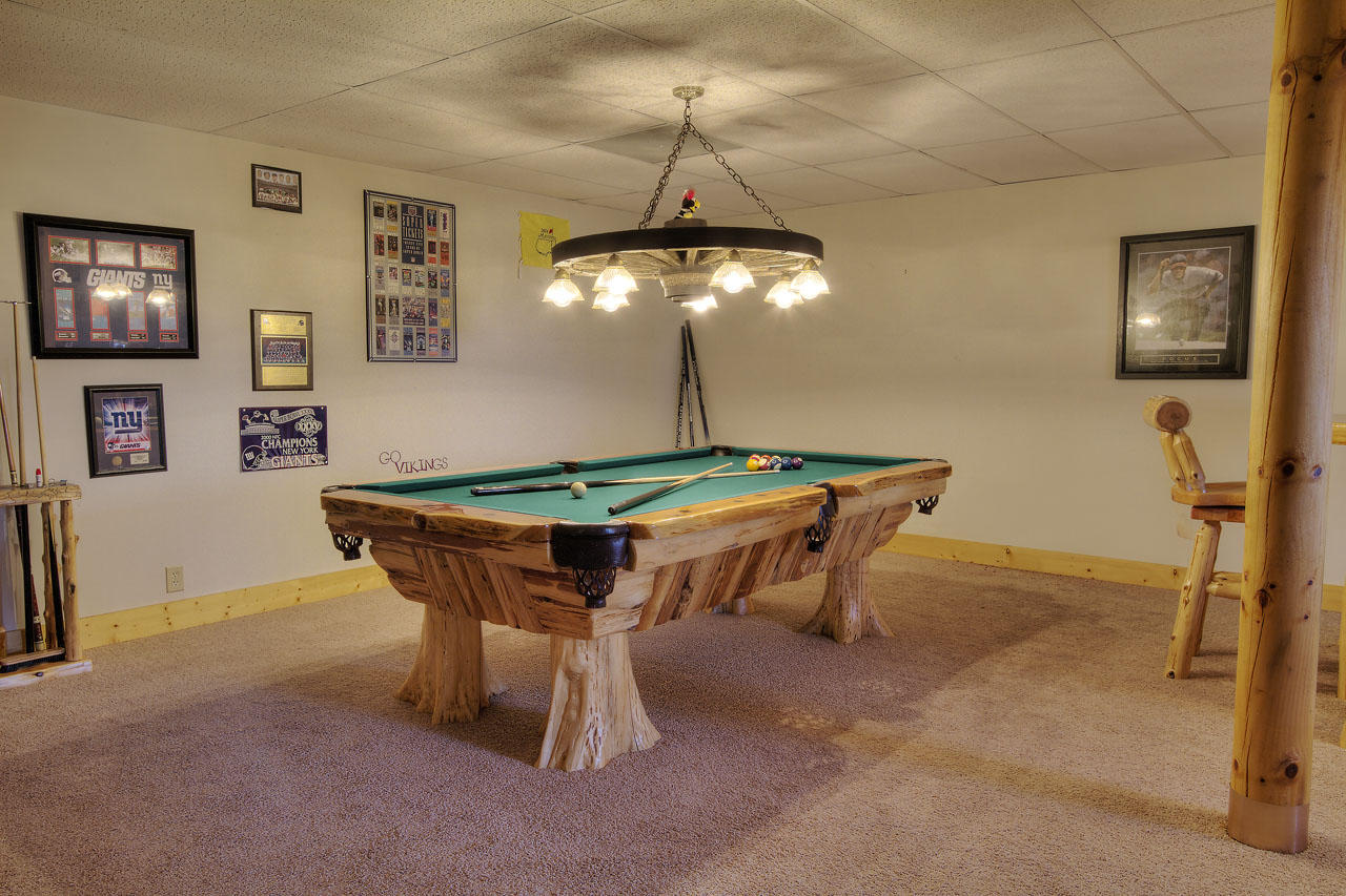 451 Trails End Road, Unit 4 Walland, TN 37886 - Photo 26 of 40 Billiards Area