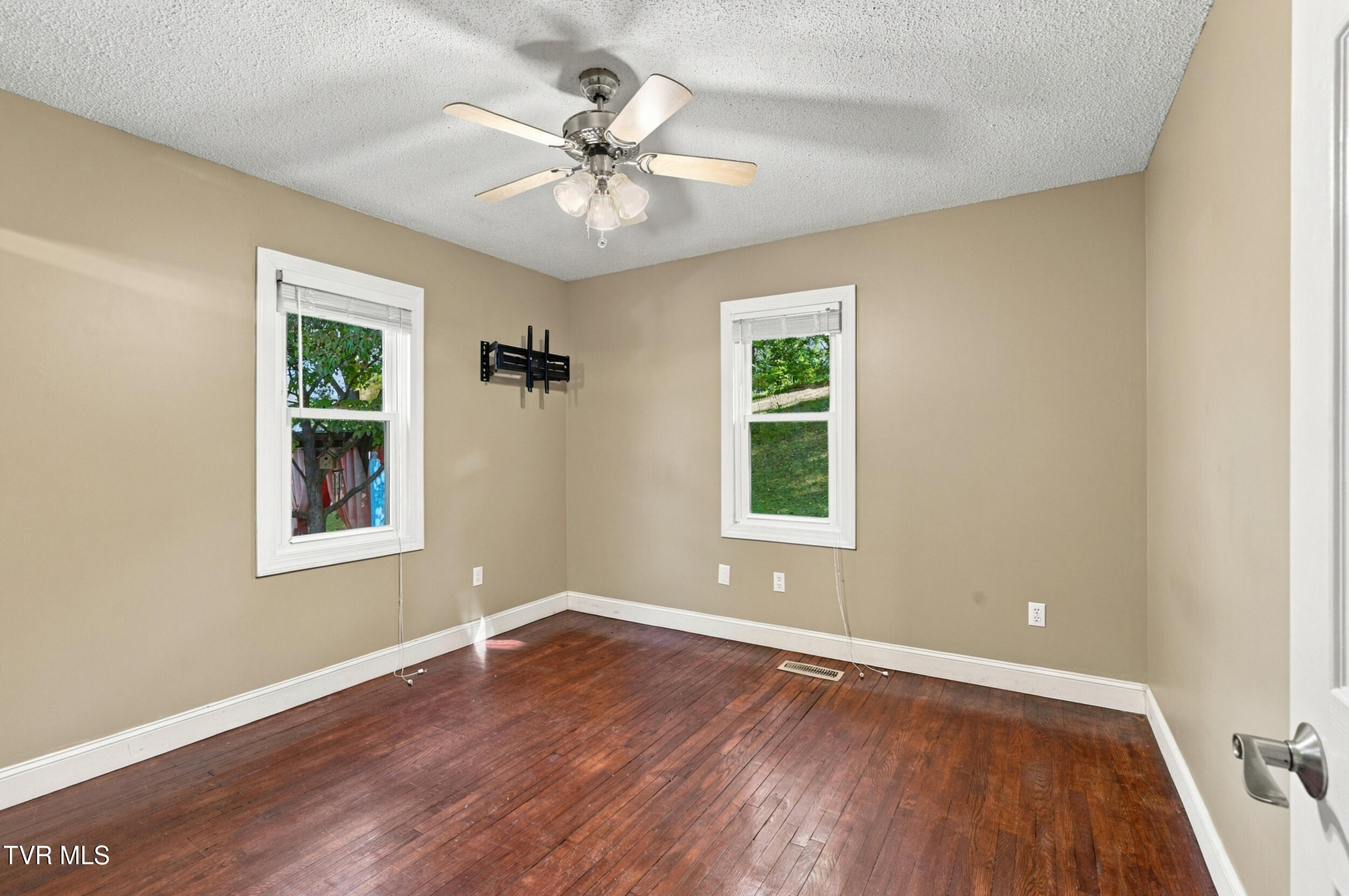 1409 Rock Rose Road Bristol, TN 37620 - Photo 19 of 26 dsc_3018