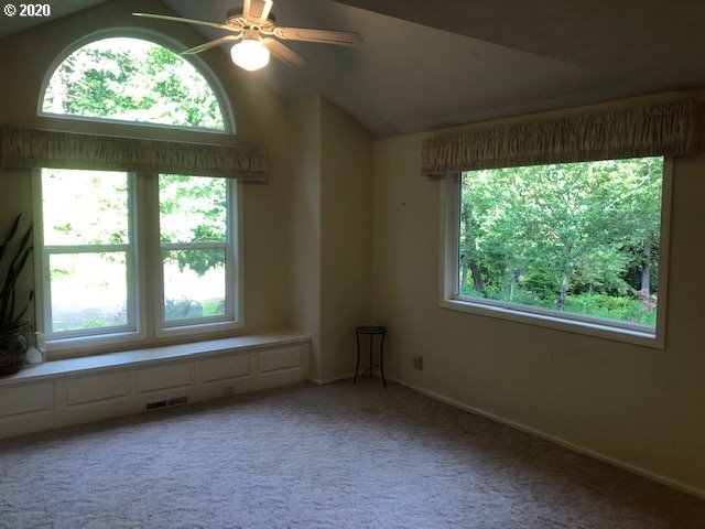 24477 Butler Road Elmira, OR 97437 - Photo 11 of 19 Gallery Image 11