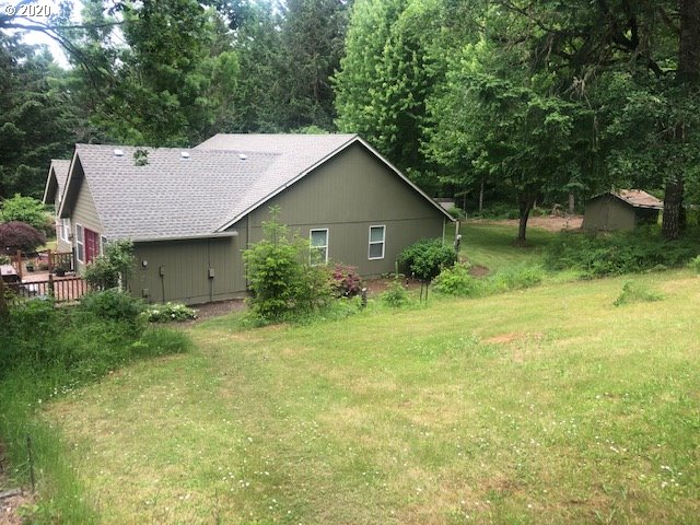24477 Butler Road Elmira, OR 97437 - Photo 3 of 19 Gallery Image 3