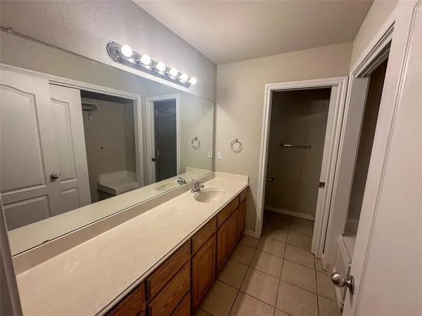 $1,450 | 1713-1715 Park Place, Sherman, TX 75092